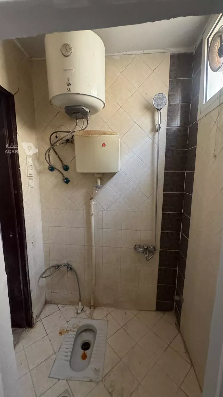 شقة للإيجار في شارع رقم 56, حي العزيزية, مدينة الرياض, منطقة الرياض صورة 2