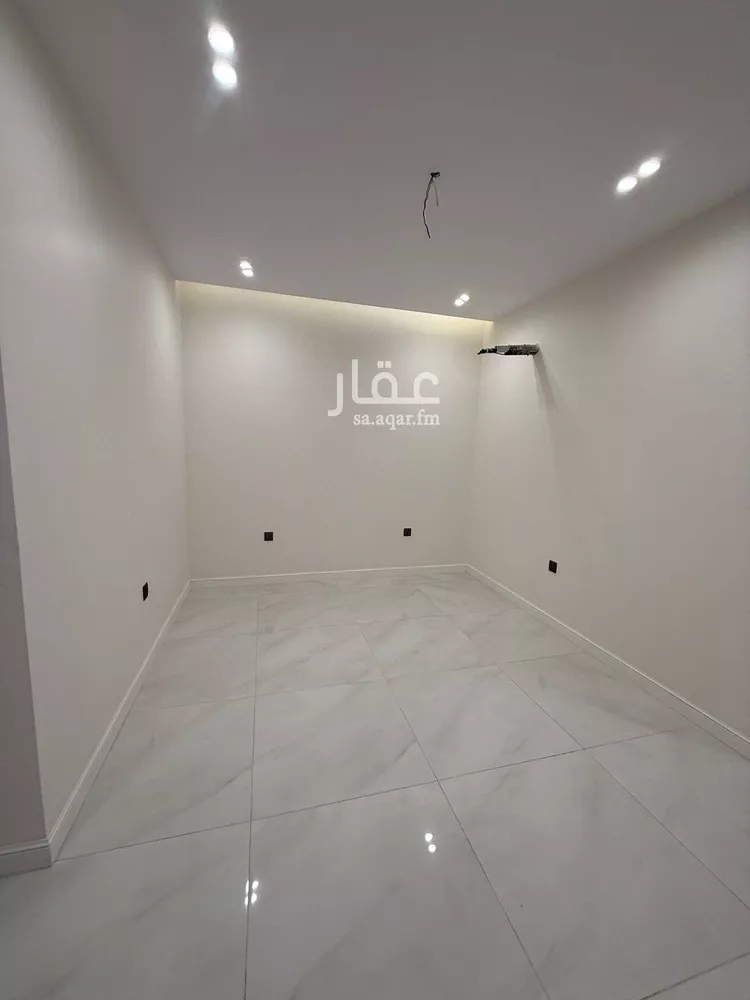 شقة للبيع في شارع عقبه بن كديم, حي الزهراء, مدينة جدة, منطقة مكة المكرمة