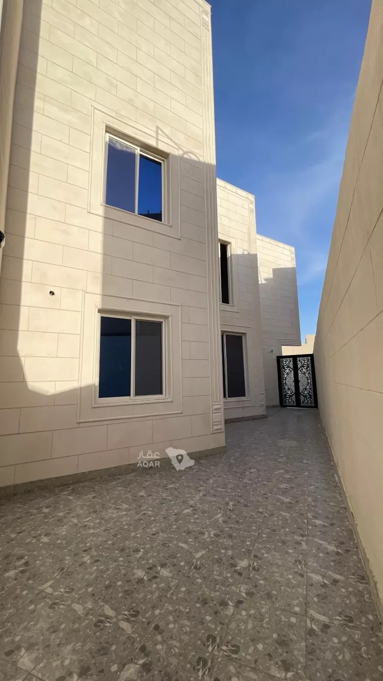 شقة للبيع في شارع شرحبيل بن اوس, حي ضاحية الملك فهد, مدينة الدمام, المنطقة الشرقية 14