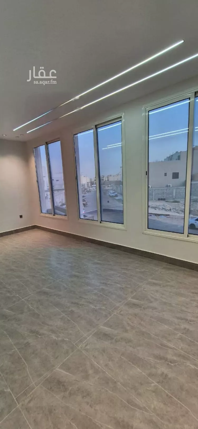 شقة للبيع في شارع حذيفة بن بدر, حي ضاحية الملك فهد, مدينة الدمام, المنطقة الشرقية 11