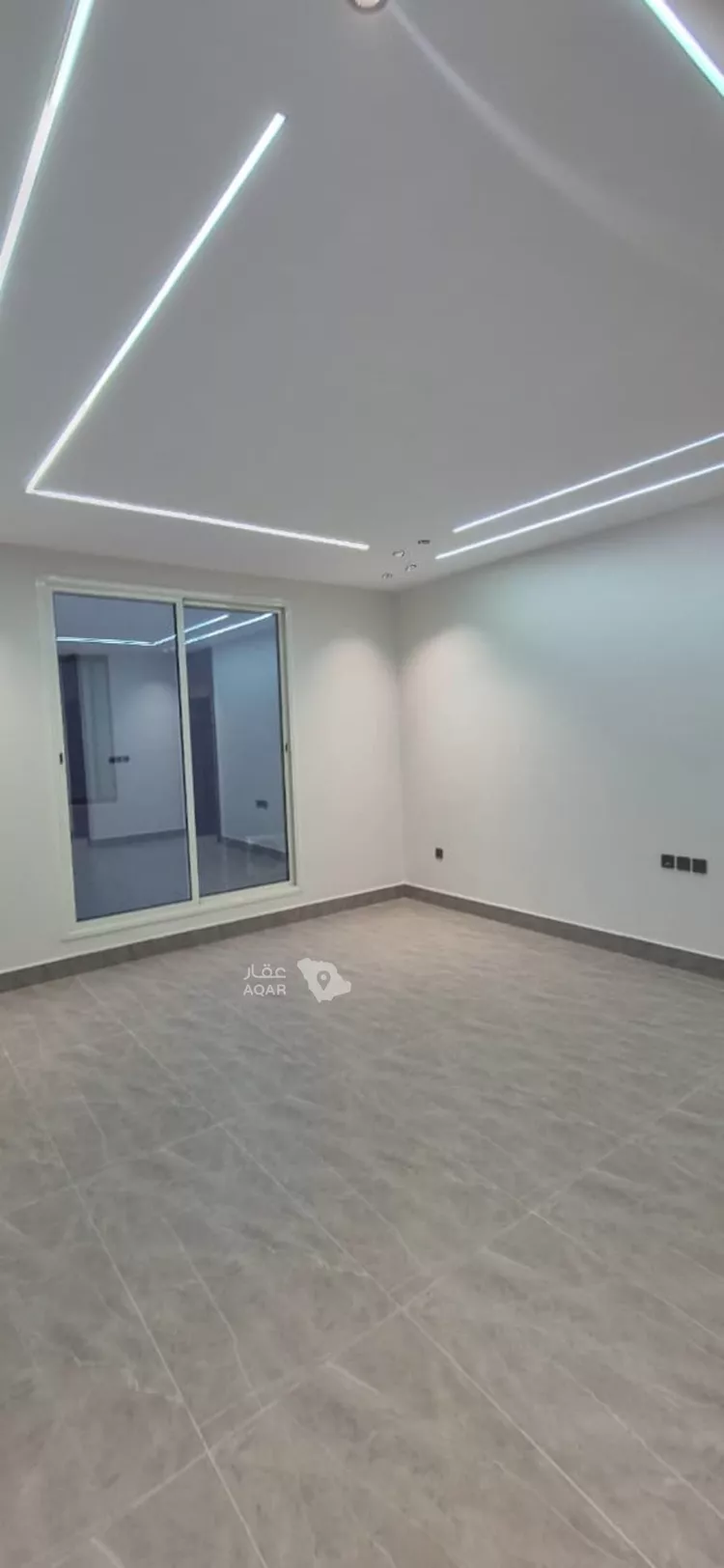 شقة للبيع في شارع شرحبيل بن اوس, حي ضاحية الملك فهد, مدينة الدمام, المنطقة الشرقية 9