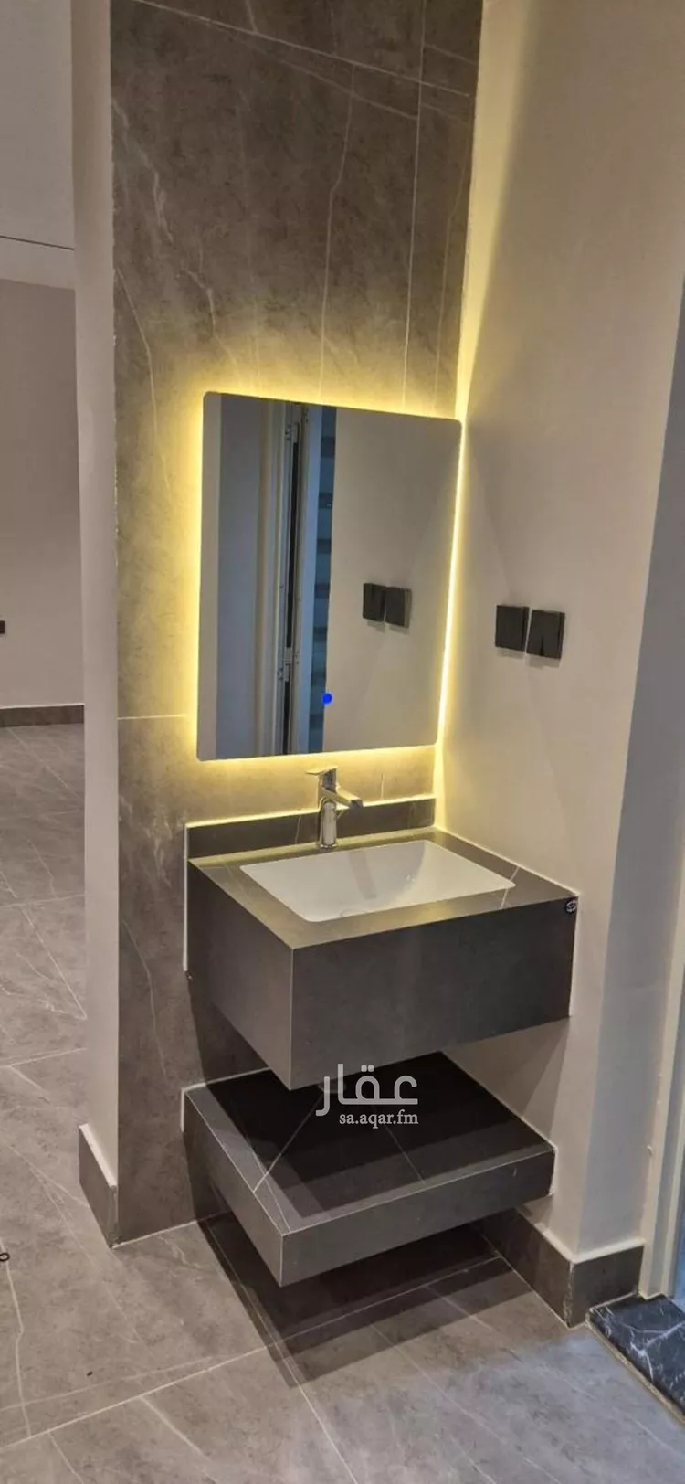 شقة للبيع في شارع نصف القمر, حي ضاحية الملك فهد, مدينة الدمام, المنطقة الشرقية 1 صورة