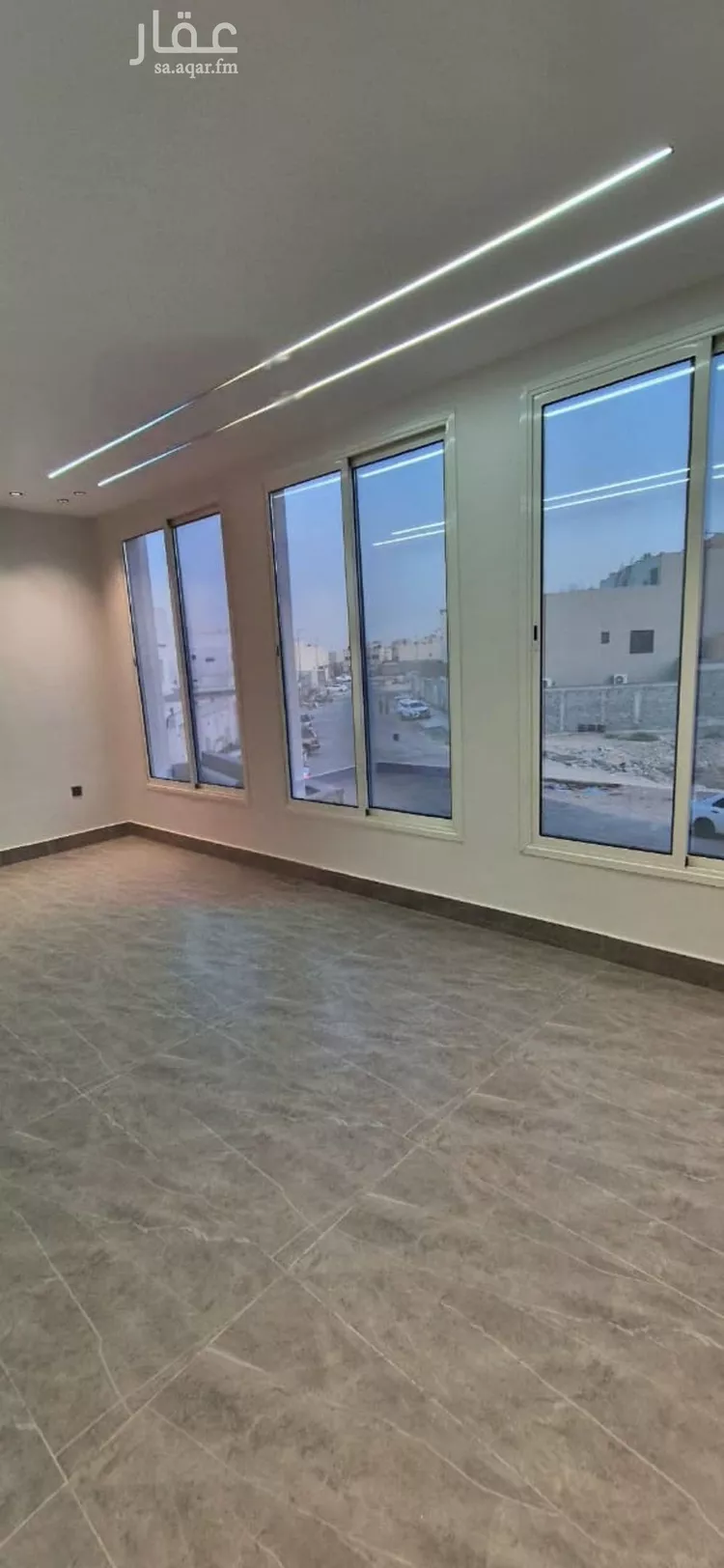 شقة للبيع في شارع حذيفة بن بدر, حي ضاحية الملك فهد, مدينة الدمام, المنطقة الشرقية 11