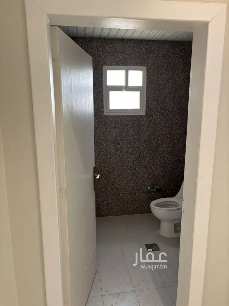 شقة للإيجار في شارع محمد بن البناء, حي إشبيلية, مدينة الرياض, منطقة الرياض صورة 3