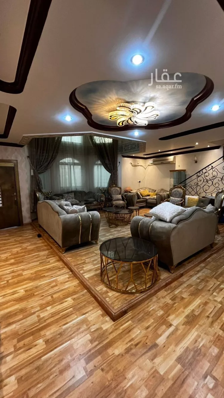 فيلا للبيع في شارع نمران, حي إشبيلية, مدينة الرياض, منطقة الرياض صورة 3