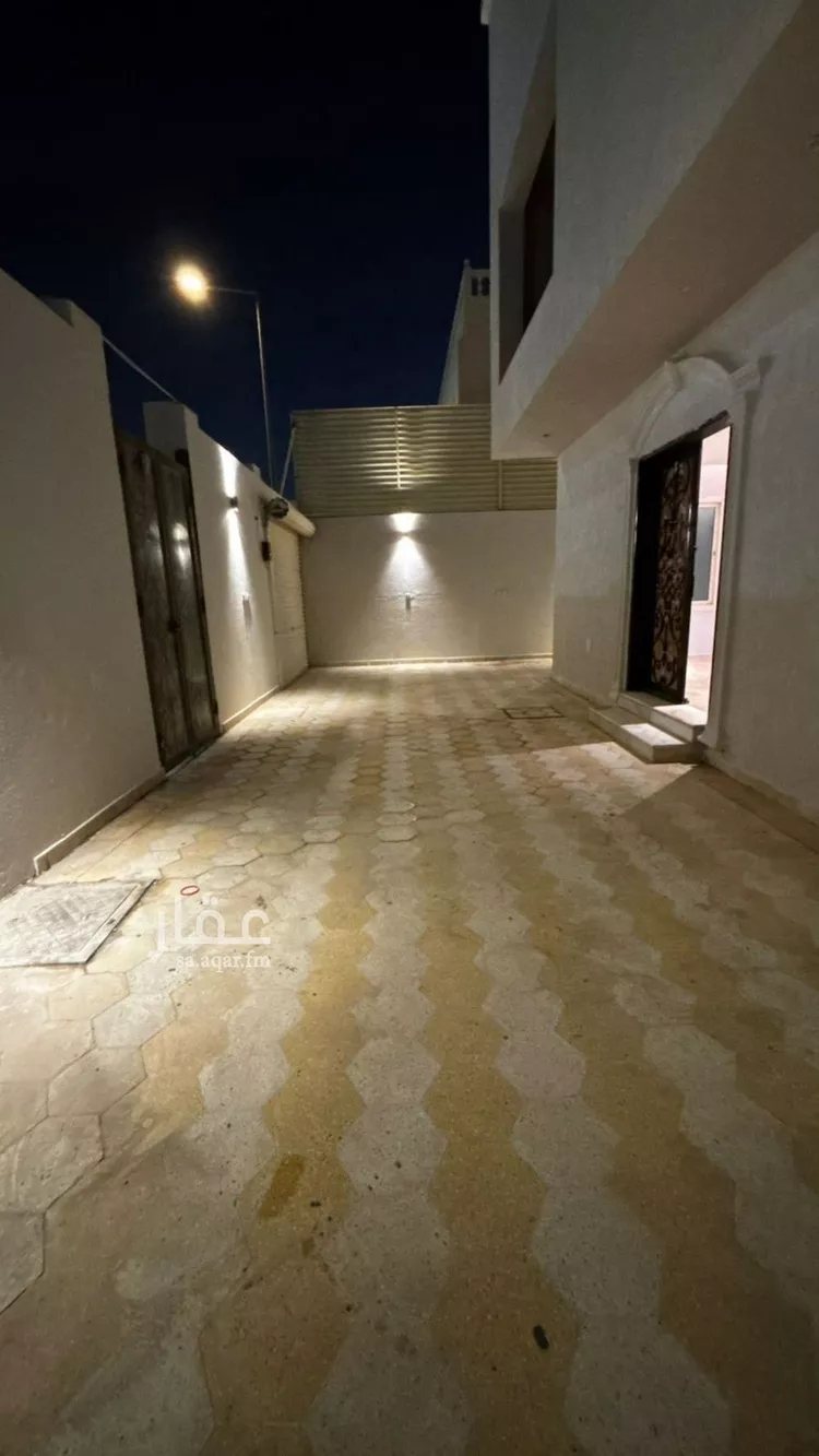Floor for Rent in Riyadh Al Qadisiyah صورة 5