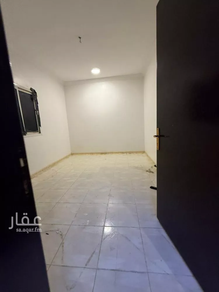 شقة للإيجار في شارع طريق الثمامة, حي المونسية, مدينة الرياض, منطقة الرياض صورة 3