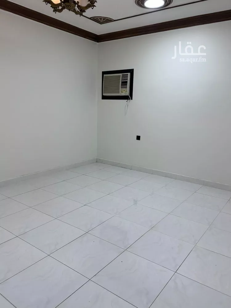 شقة للإيجار في شارع محمد بن البناء, حي إشبيلية, مدينة الرياض, منطقة الرياض صورة 2