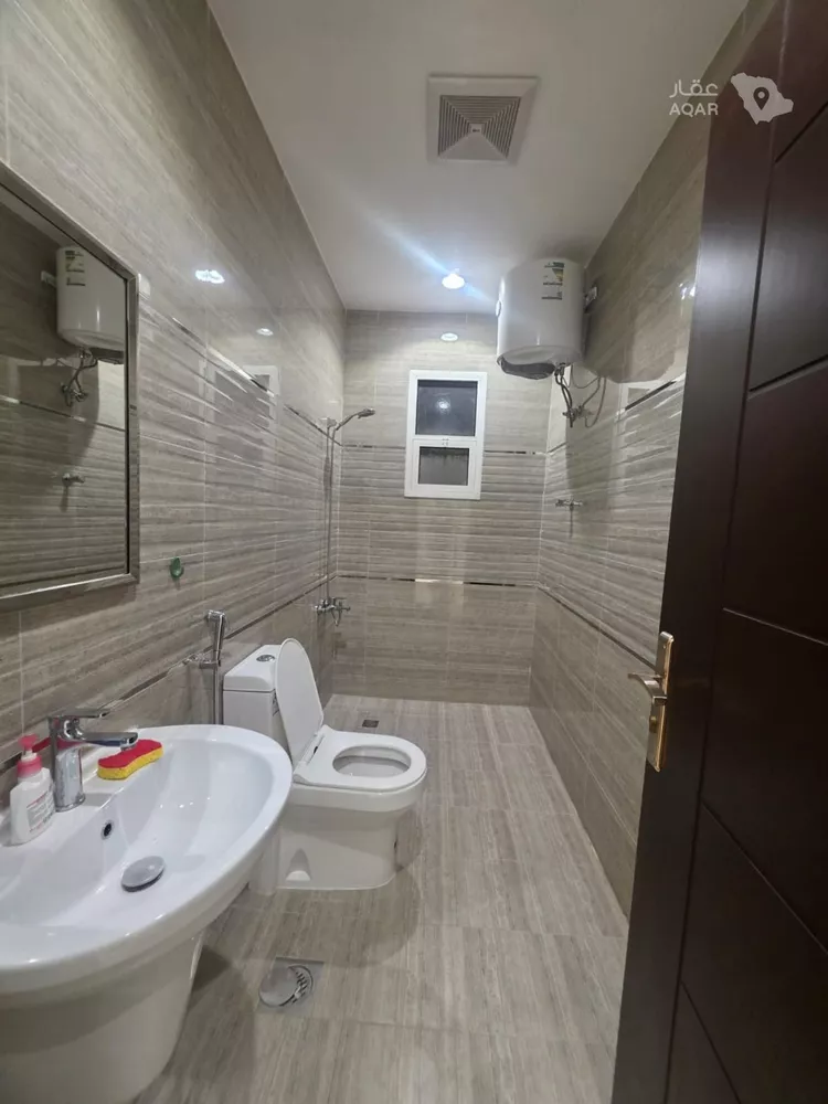 Floor for Rent in Riyadh An Narjis 10