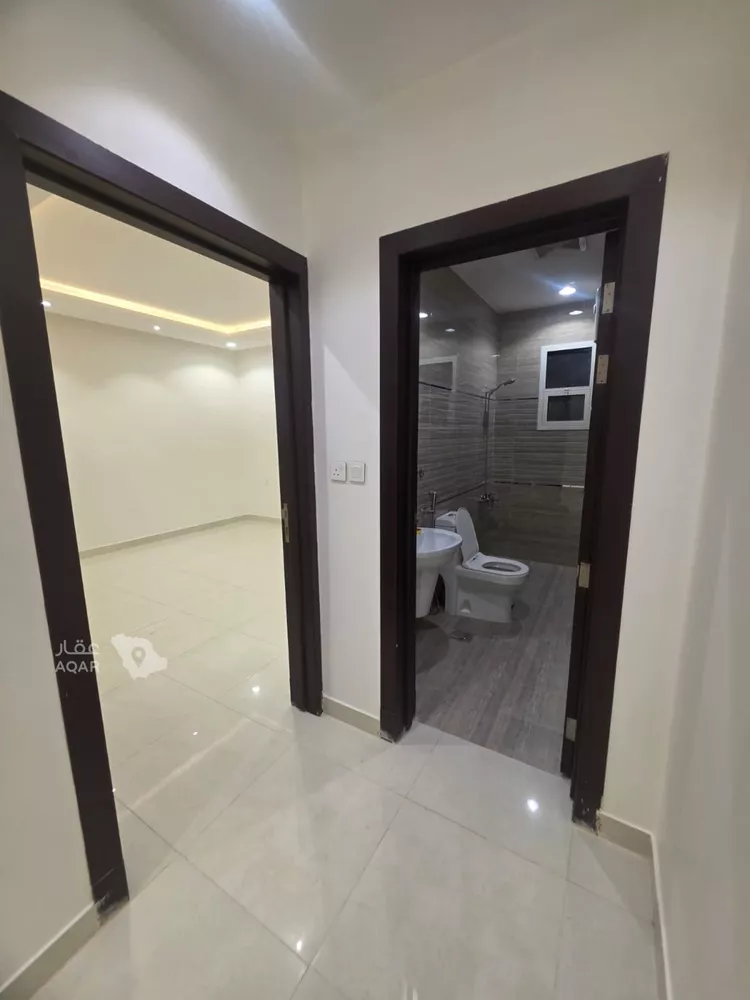 Floor for Rent in Riyadh An Narjis 4