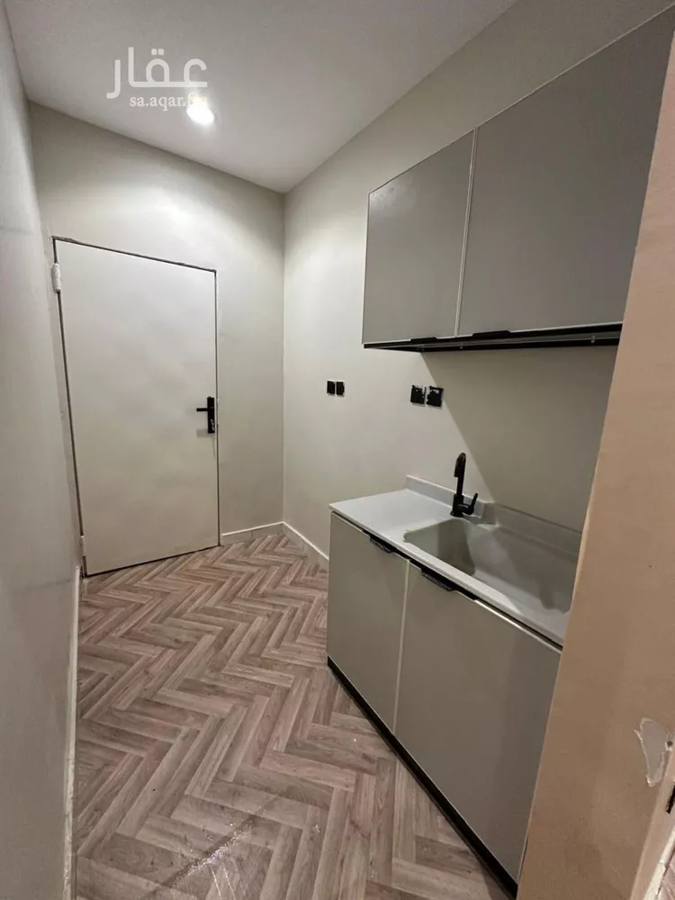 شقة للإيجار في شارع مدينة الزايد, حي العقيق, مدينة الرياض, منطقة الرياض صورة 3