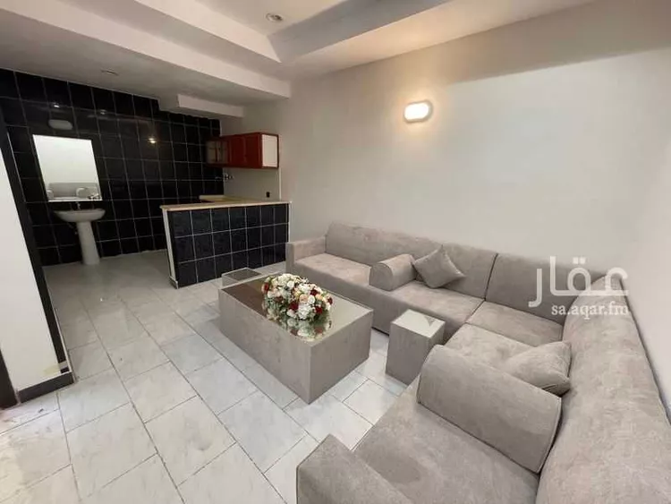 مجمع للإيجار في شارع ابي الفرج العدل, حي النقرة, مدينة حائل, منطقة حائل 6