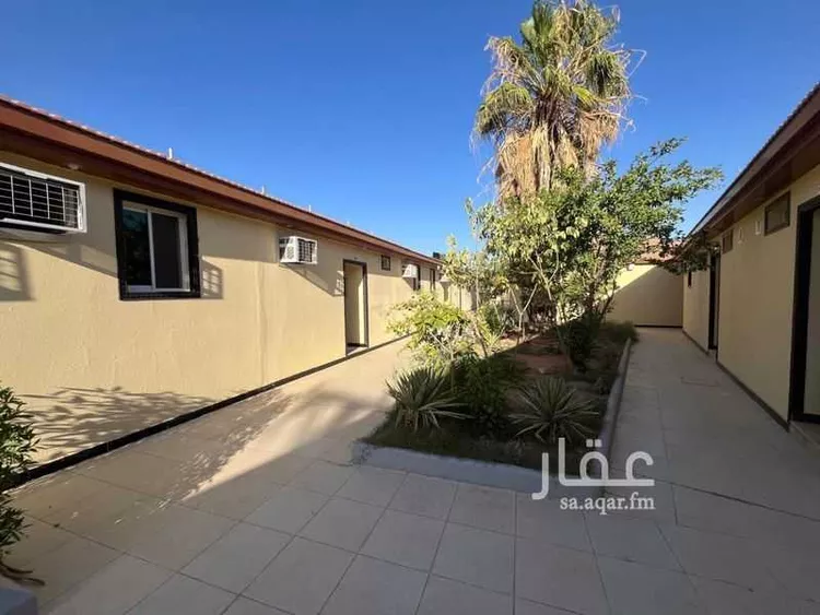 Complex for rent in Hail An Naqrah صورة 3