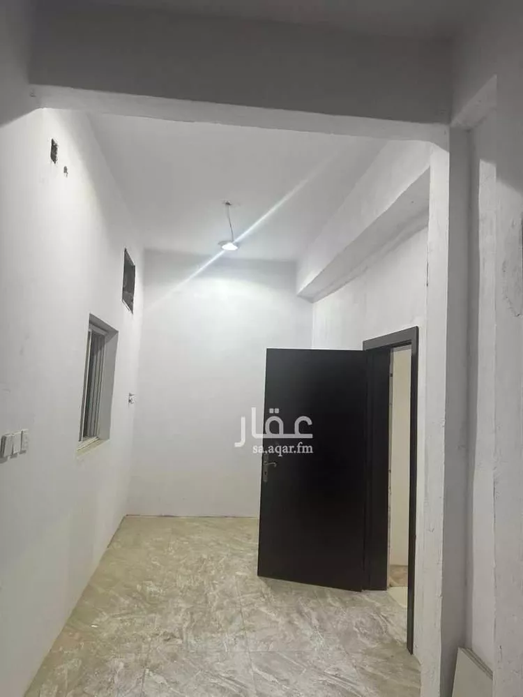 عمارة للإيجار في شارع ربيع بن زيد الدوسري ، حي منفوحة الجديدة ، الرياض ، منطقة الرياض صورة 3