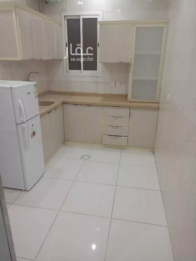 شقة للإيجار في شارع ديراب, حي عكاظ, مدينة الرياض, منطقة الرياض صورة 2