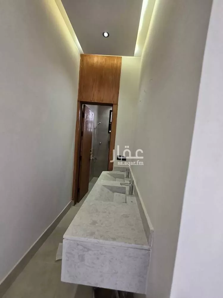 دور للبيع في شارع عثمان الكوفي, حي بدر, مدينة الرياض, منطقة الرياض صورة 2