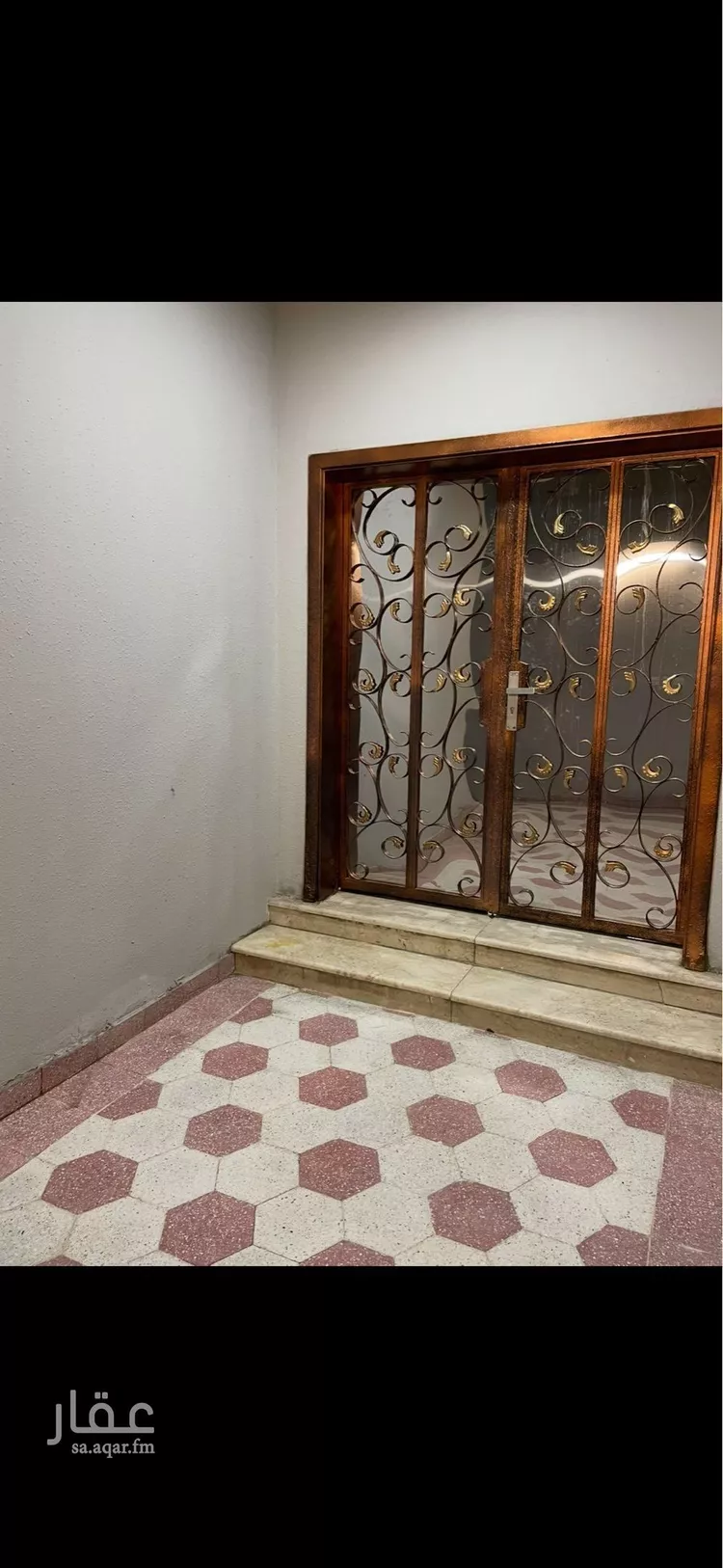 عمارة للبيع في شارع الديوان, حي العزيزية, مدينة الرياض, منطقة الرياض صورة 3