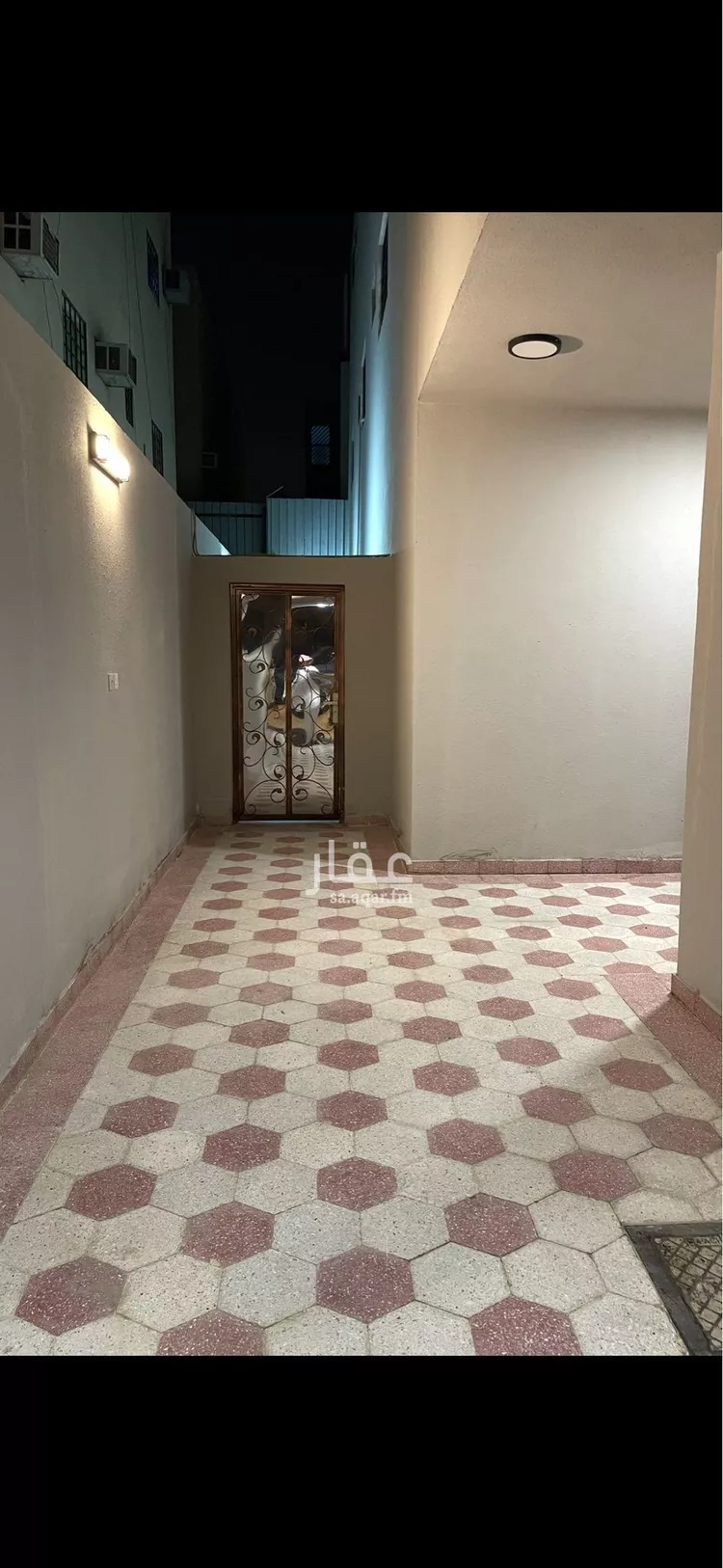 عمارة للبيع في شارع الديوان, حي العزيزية, مدينة الرياض, منطقة الرياض صورة 4