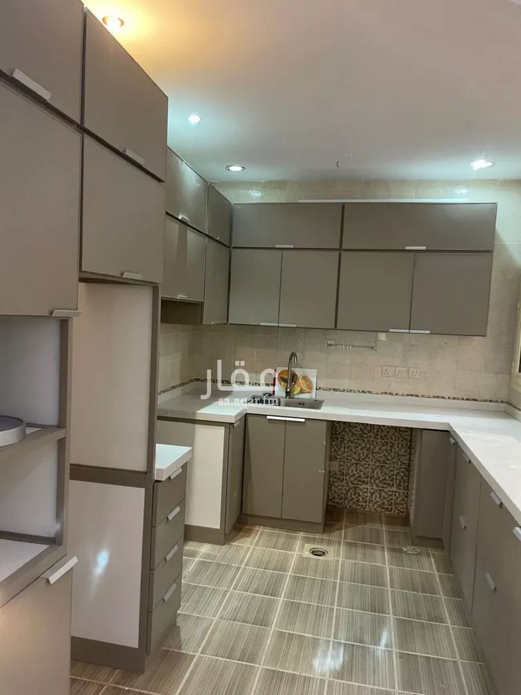 شقة للإيجار في شارع رقم 215, حي الياسمين, مدينة الرياض, منطقة الرياض صورة 2