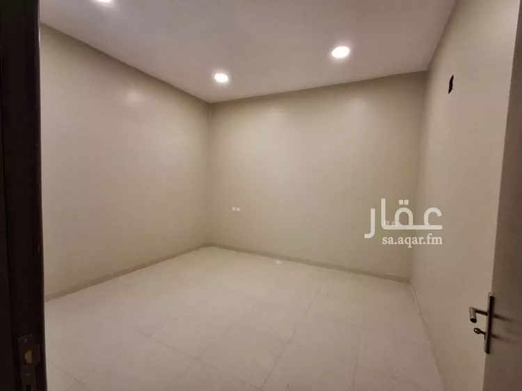 شقة للإيجار في شارع عبدالرحمن بن قاسم, حي عكاظ, مدينة الرياض, منطقة الرياض صورة 3