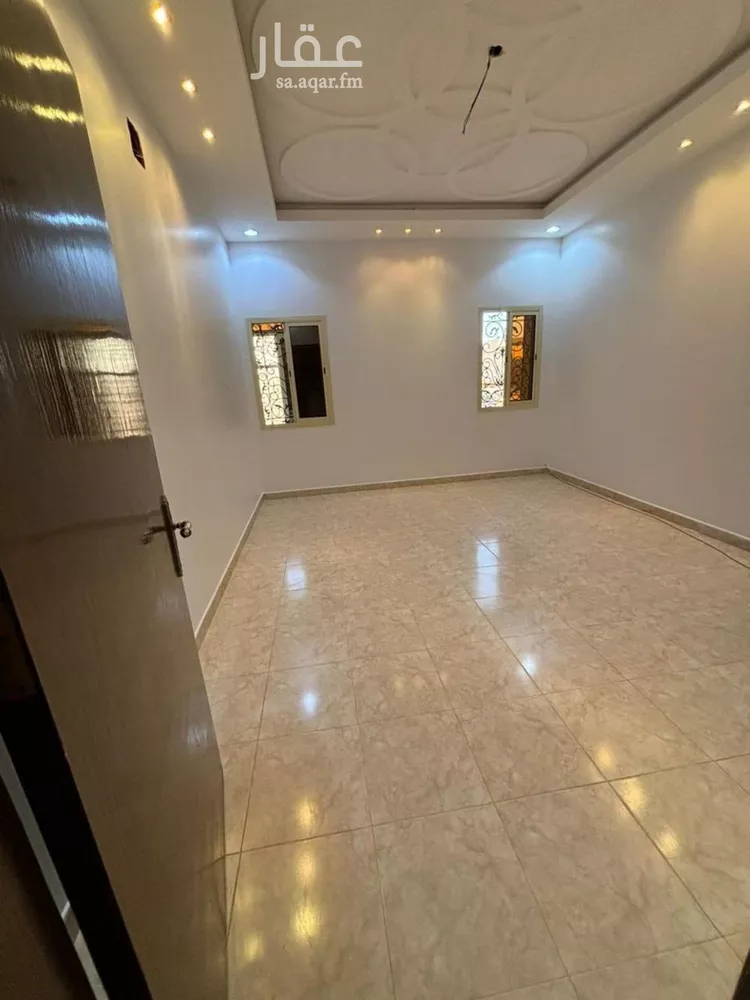 شقة للإيجار في شارع القيصومه, حي ظهرة لبن, مدينة الرياض, منطقة الرياض