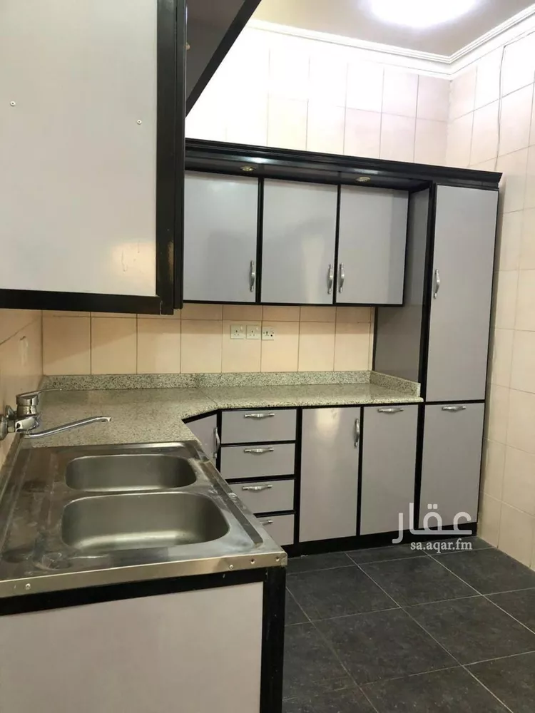 شقة للإيجار في شارع رقم 353, حي الملقا, مدينة الرياض, منطقة الرياض صورة 2