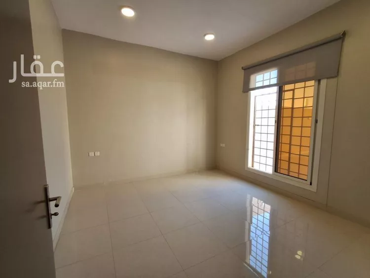 شقة للإيجار في شارع عبدالرحمن بن قاسم, حي عكاظ, مدينة الرياض, منطقة الرياض صورة 2
