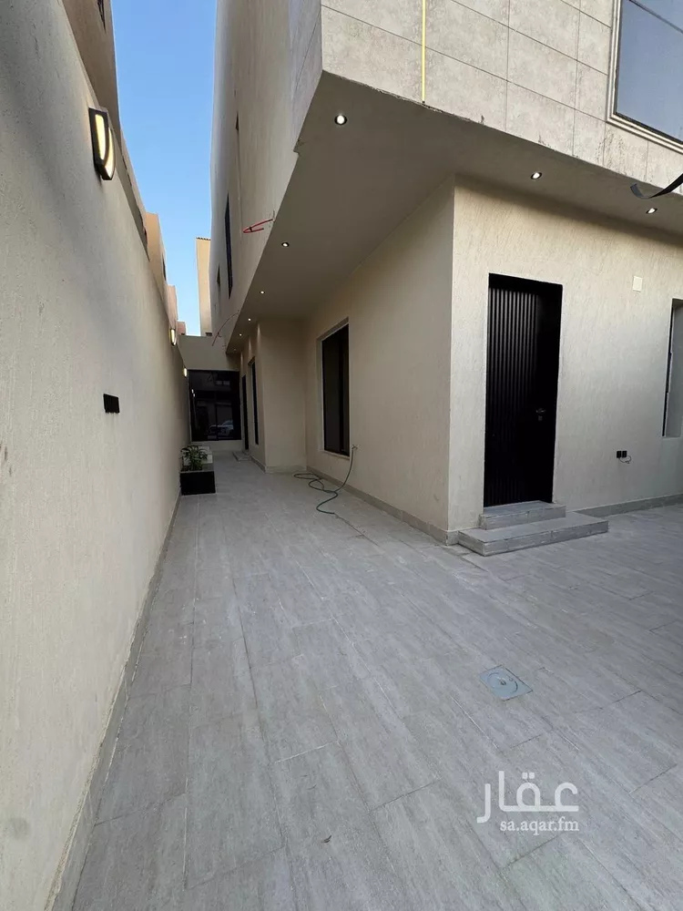 دور للبيع في شارع عثمان بن صدقة, حي طويق, مدينة الرياض, منطقة الرياض 9