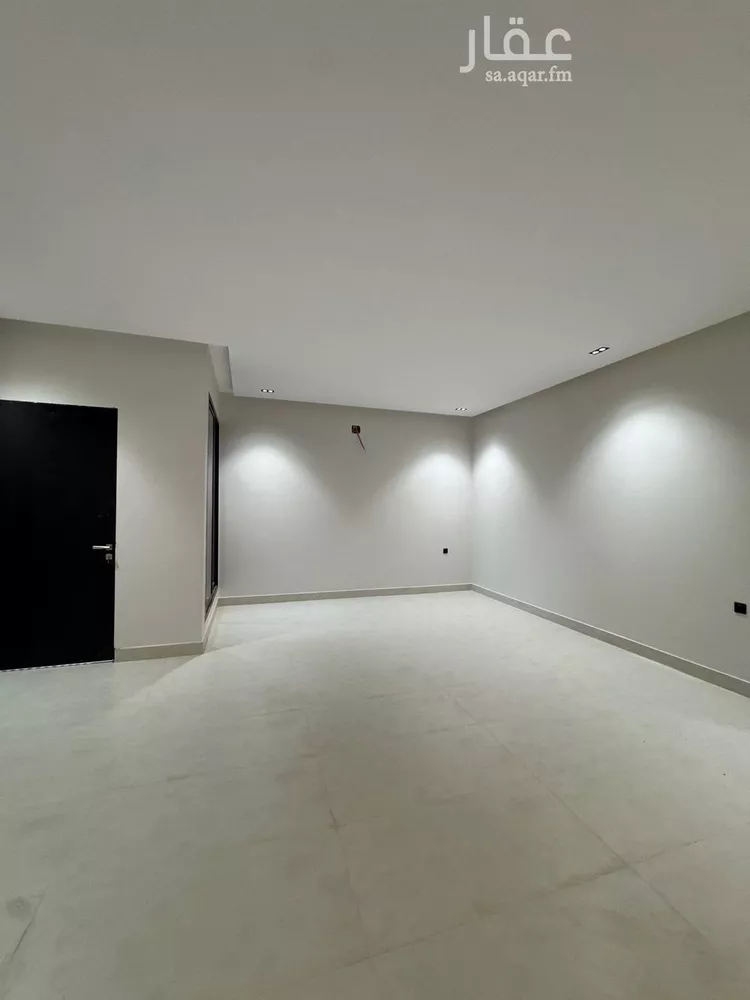 دور للبيع في شارع عثمان بن صدقة, حي طويق, مدينة الرياض, منطقة الرياض 8