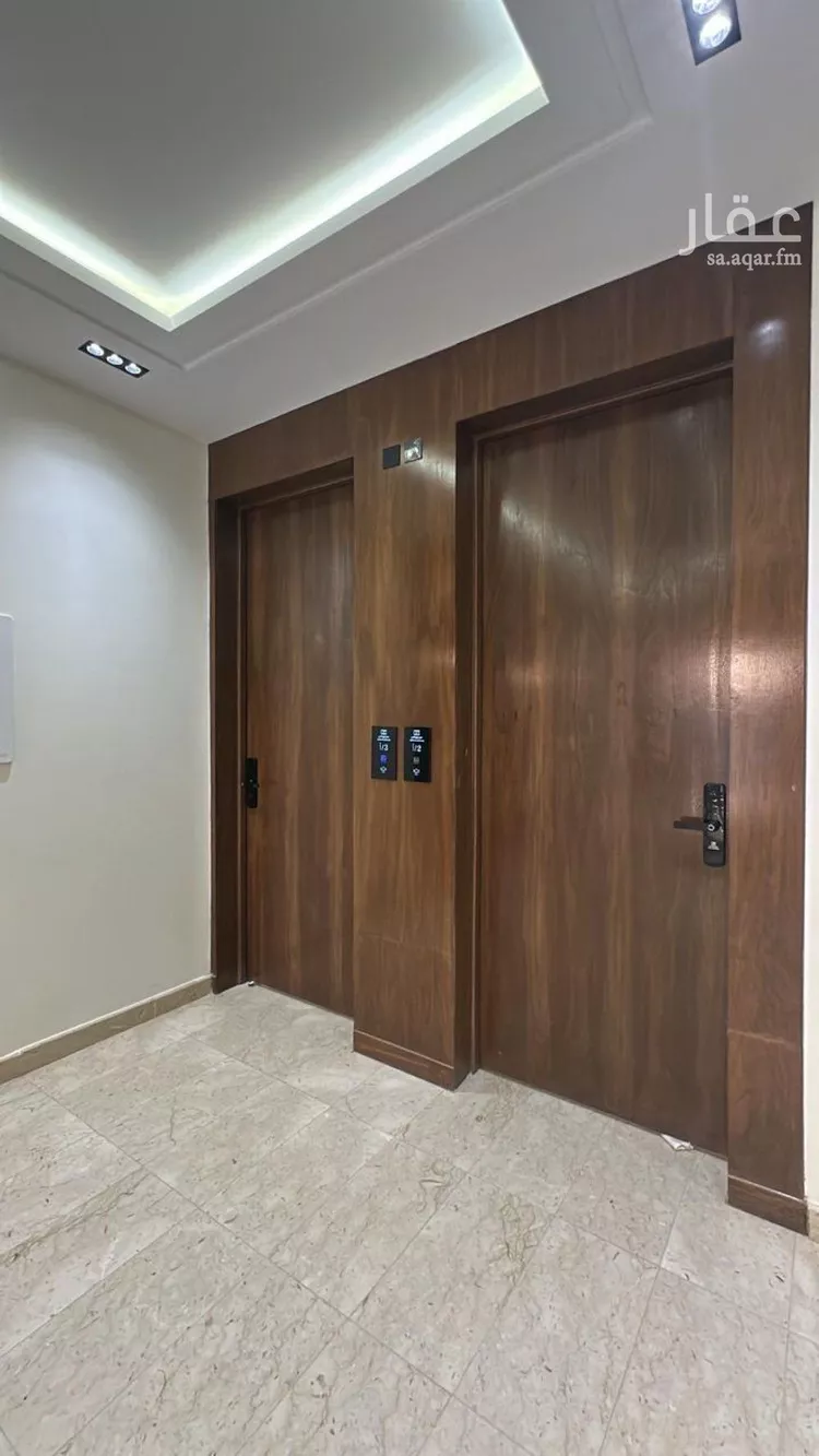 Building for Sale in Riyadh Tuwaiq 8