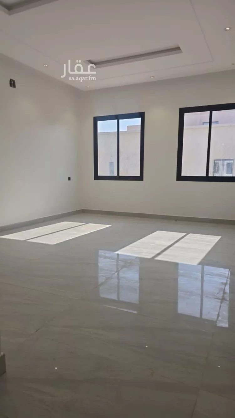 دور للبيع في حي عكاظ, مدينة الرياض, منطقة الرياض صورة 2