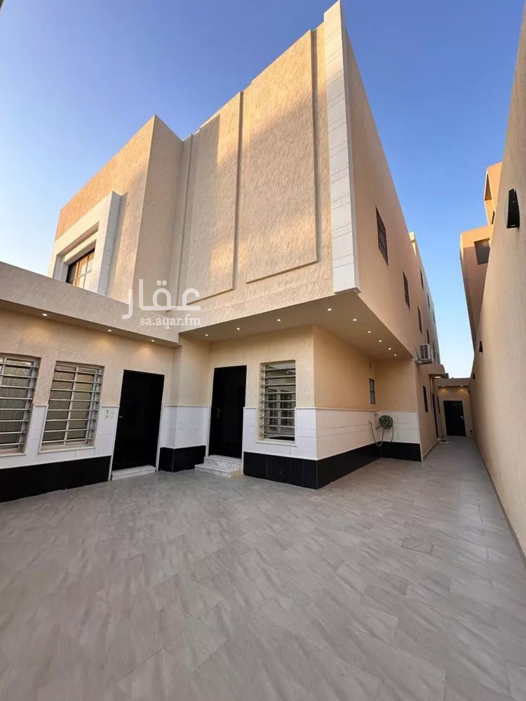 فيلا للبيع في شارع محمد بن عمر القلشاني, حي طويق, مدينة الرياض, منطقة الرياض