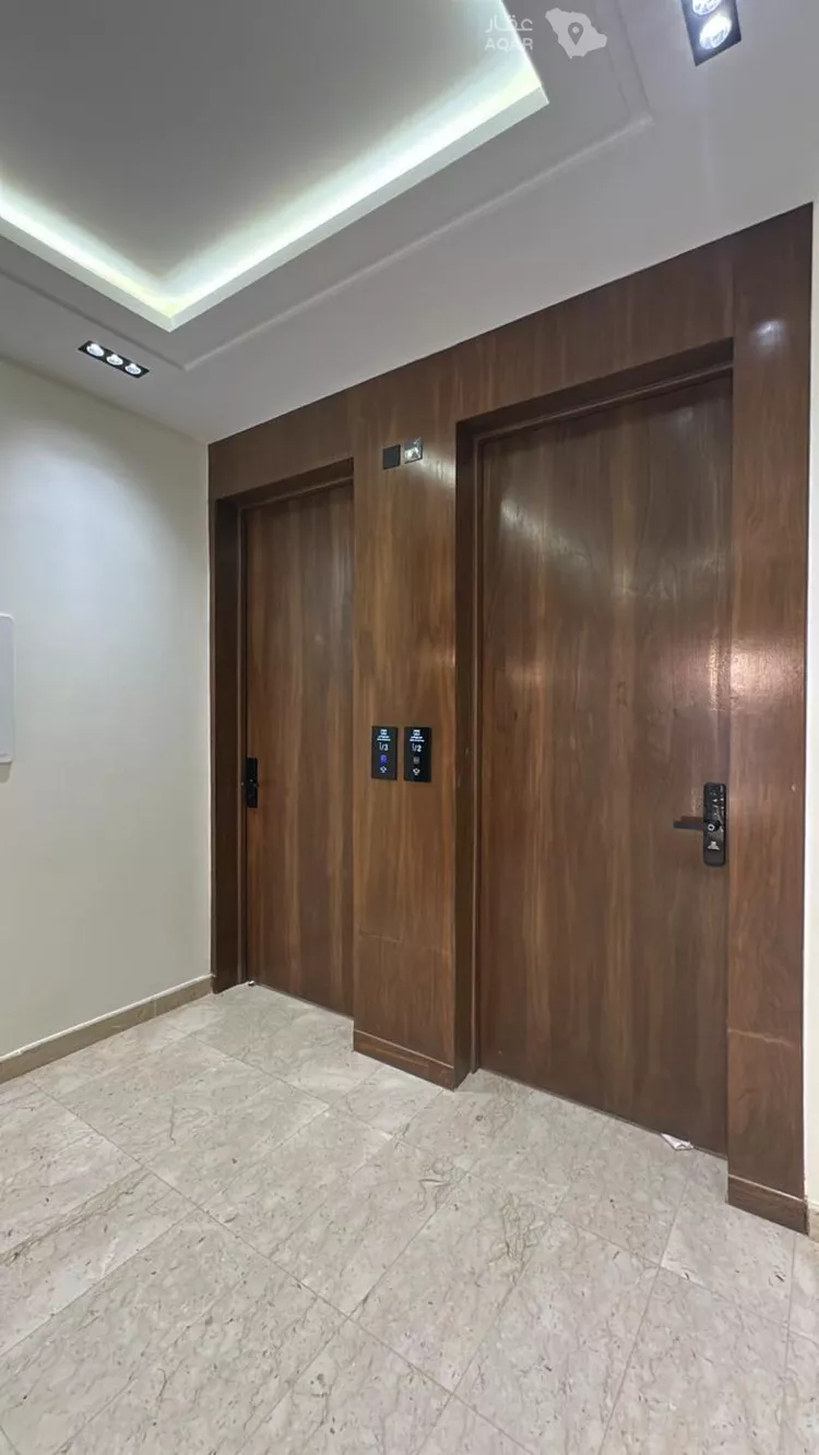 Building for Sale in Riyadh Tuwaiq 15