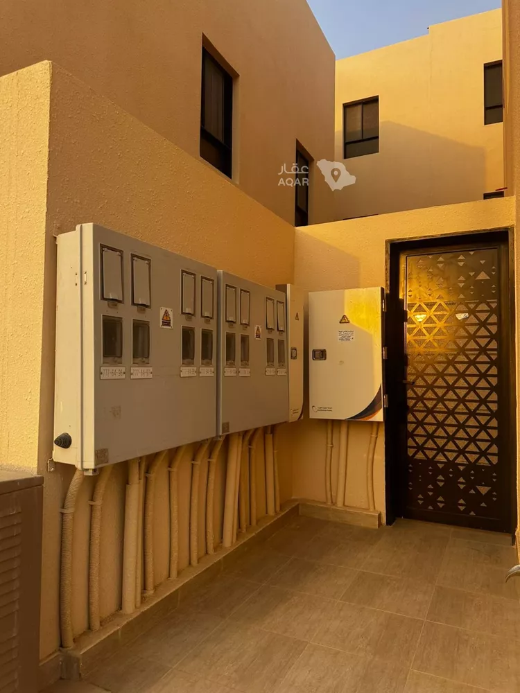 Building for Sale in Riyadh Tuwaiq 14
