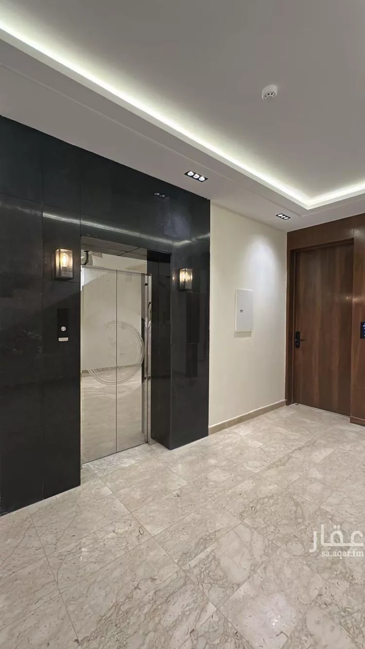 Building for Sale in Riyadh Tuwaiq 10