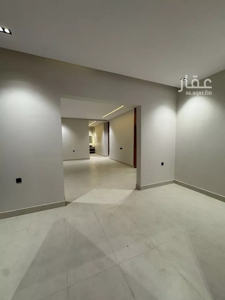 دور للبيع في شارع عثمان بن صدقة, حي طويق, مدينة الرياض, منطقة الرياض صورة 5