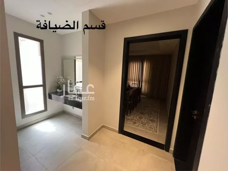 Floor for Sale in Riyadh Okaz 12