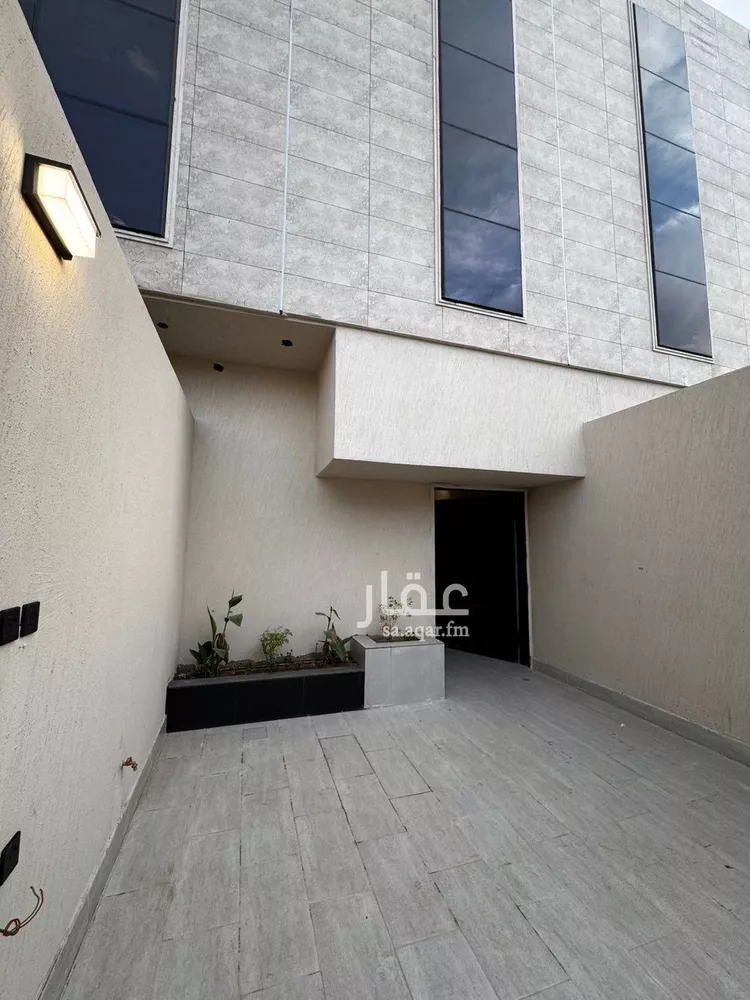 دور للبيع في شارع نجم الدين الايوبي, حي طويق, مدينة الرياض, منطقة الرياض صورة 2