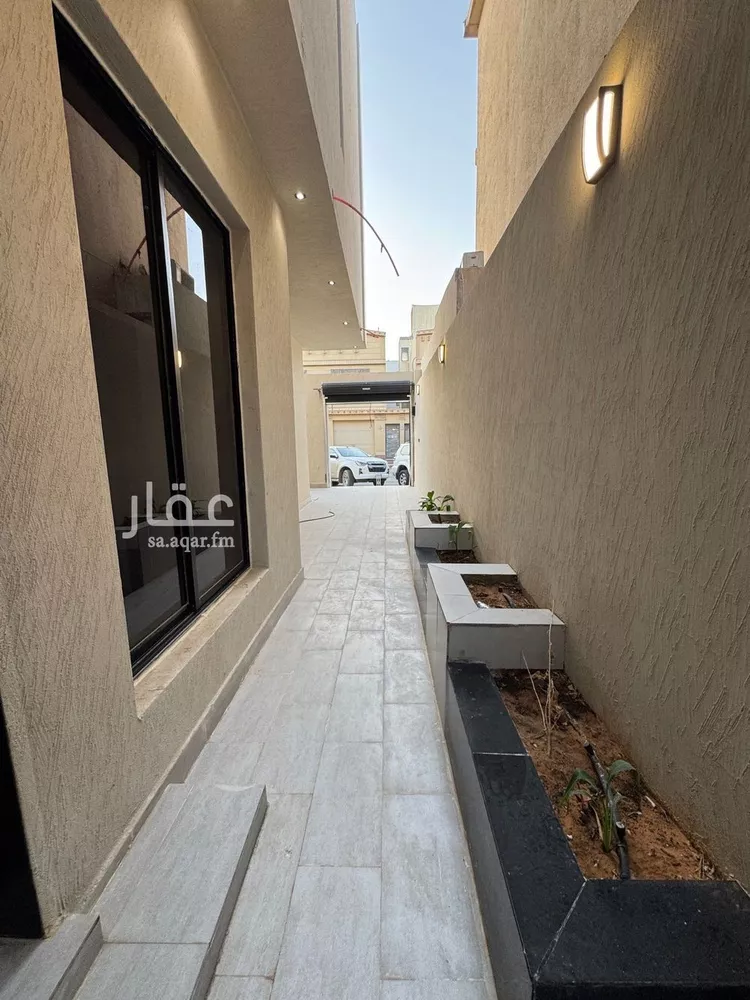 دور للبيع في شارع عثمان بن صدقة, حي طويق, مدينة الرياض, منطقة الرياض 10