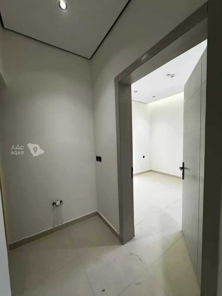 عمارة للإيجار في شارع فضل الله بن عبدالله الطبري, حي ضاحية نمار, مدينة الرياض, منطقة الرياض 14