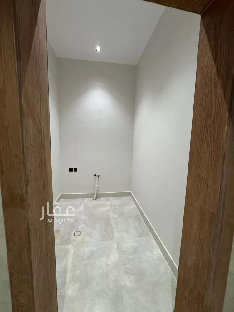دور للبيع في شارع عثمان بن صدقة, حي طويق, مدينة الرياض, منطقة الرياض 14