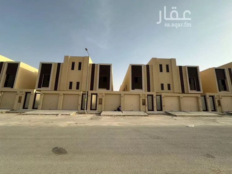 دور للبيع في شارع الشهاب بن رسلان, حي عكاظ, مدينة الرياض, منطقة الرياض