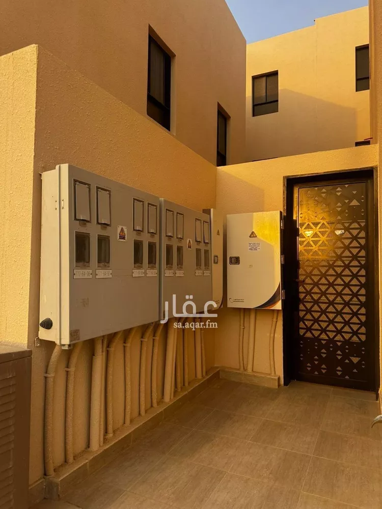 Building for Sale in Riyadh Tuwaiq 12