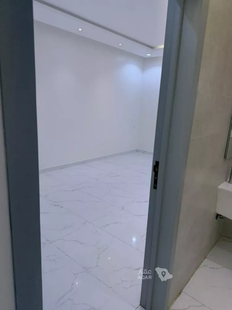 شقة للإيجار في شارع عطيه الغداني, حي ضاحية نمار, مدينة الرياض, منطقة الرياض 9