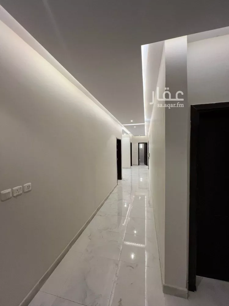 فيلا للبيع في شارع عبدالباقي الحنائي, حي الريان, مدينة جدة, منطقة مكة المكرمة صورة 2