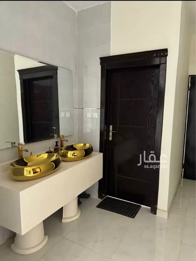 فيلا للبيع في شارع إبراهيم بن عمر الدميري ، حي المهدية ، الرياض ، منطقة الرياض صورة 4