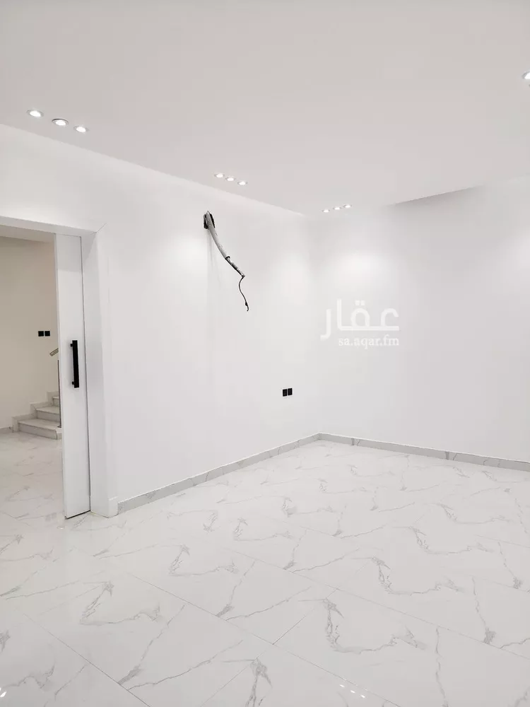 فيلا للبيع في شارع عقرباء 164, حي عقرباء, مدينة امارة منطقة الرياض - الجبيله, منطقة الرياض صورة 4