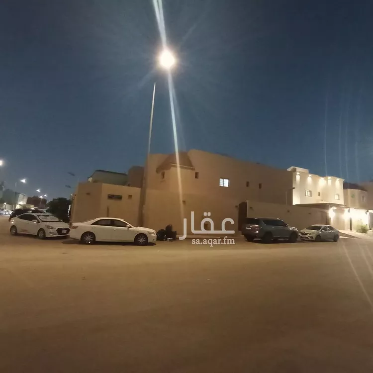 فيلا للبيع في شارع حمام الانف, حي العقيق, مدينة الرياض, منطقة الرياض صورة 2
