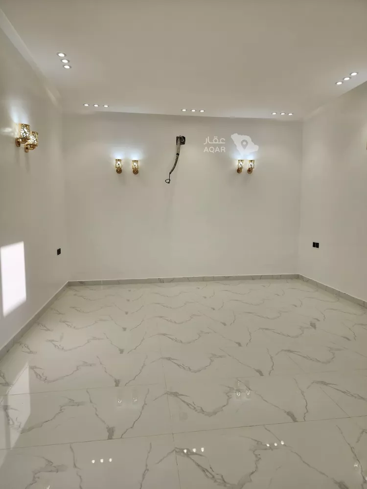 Villa for Sale in Riyadh Al Qirawan 7