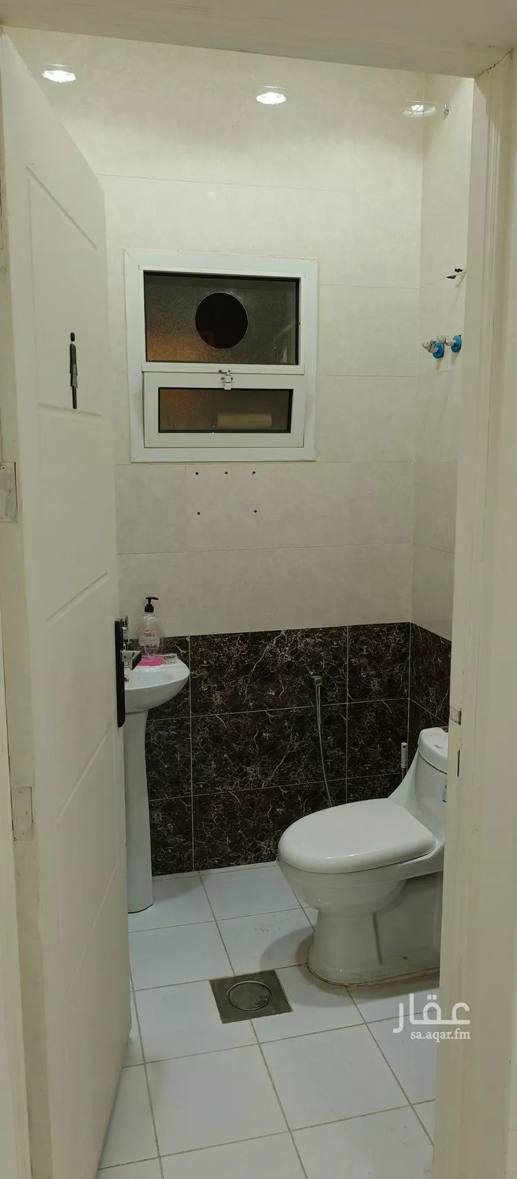 Commercial Office for Rent in Riyadh Al Qirawan صورة 3